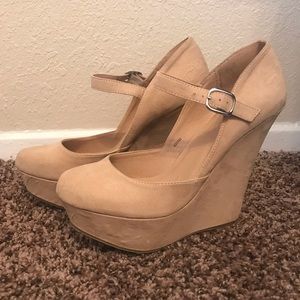 ✨SALE✨ Charlotte Russe Tan Suede Wedges
